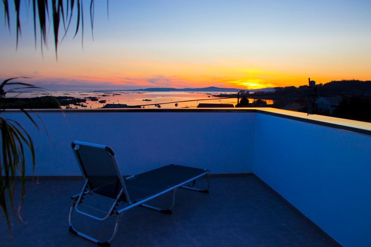 Villa Casa Feitina: Vistas Al Mar, Moderna Y Funcional Isla de Arosa Esterno foto